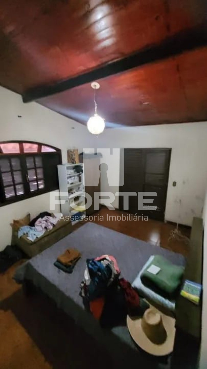 Casa à venda com 4 quartos, 230m² - Foto 15