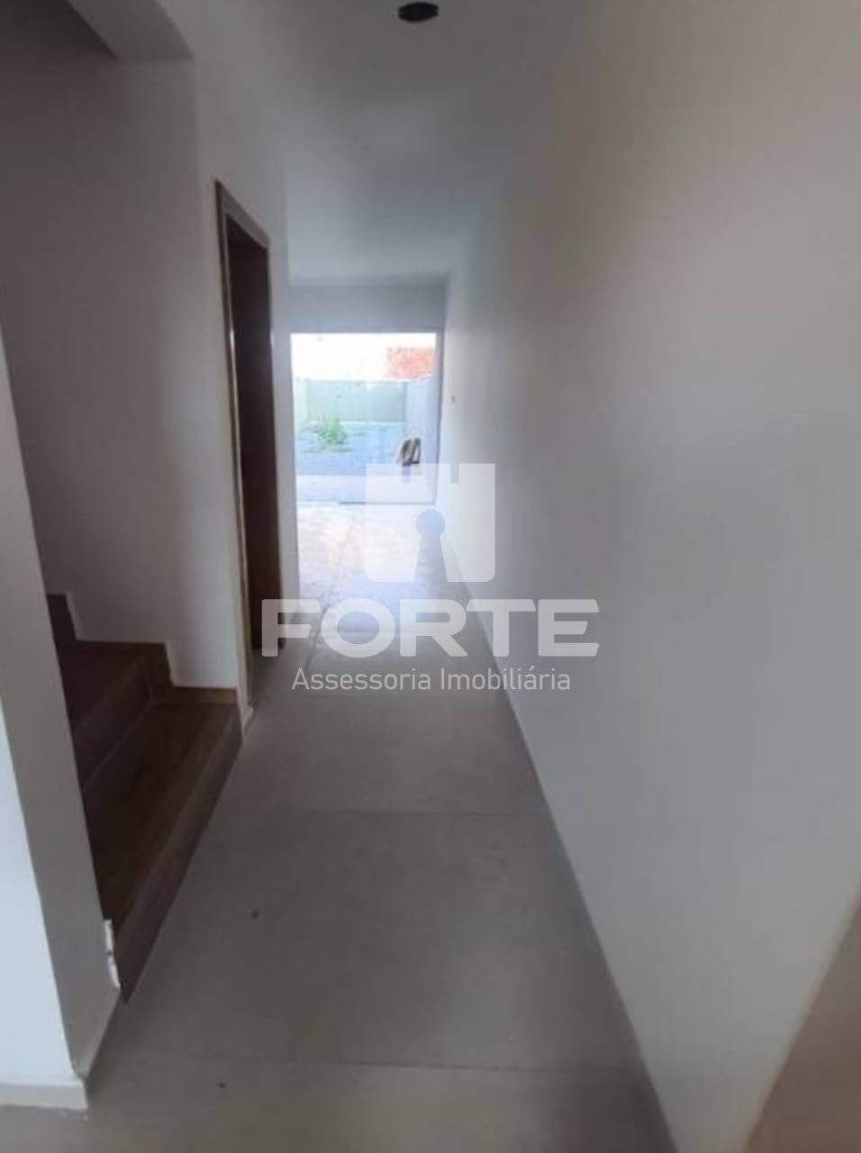 Casa à venda com 2 quartos, 80m² - Foto 8