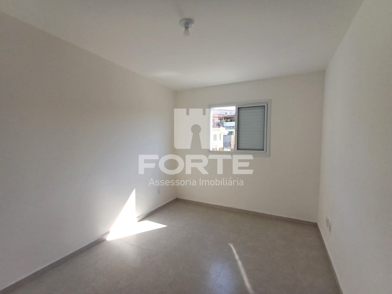 Apartamento para alugar com 2 quartos, 70m² - Foto 15