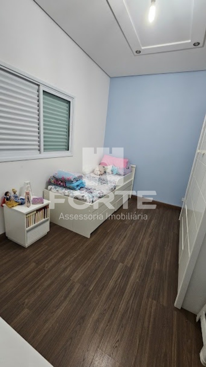 Casa à venda com 2 quartos, 175m² - Foto 2