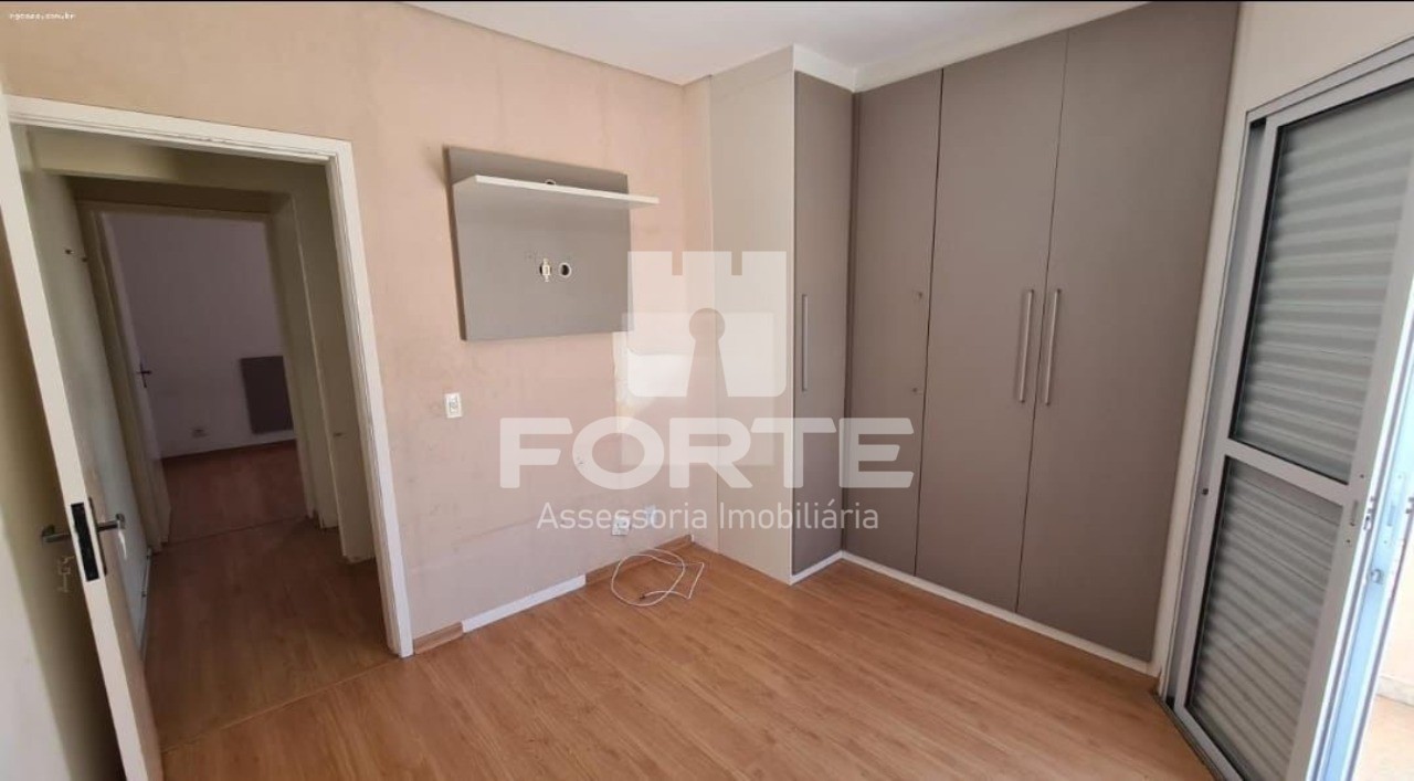 Casa à venda e aluguel com 2 quartos, 1000m² - Foto 11