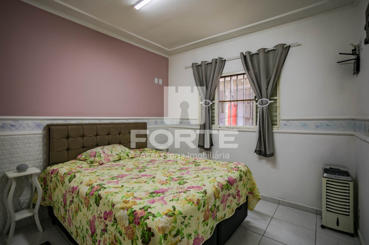 Casa à venda e aluguel com 2 quartos, 140m² - Foto 15