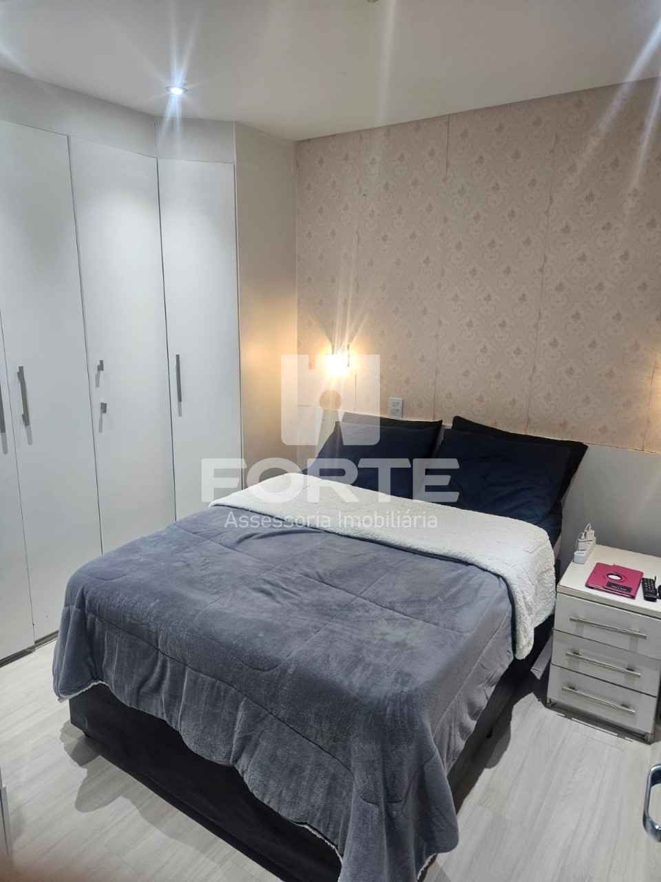 Apartamento à venda com 3 quartos, 75m² - Foto 10