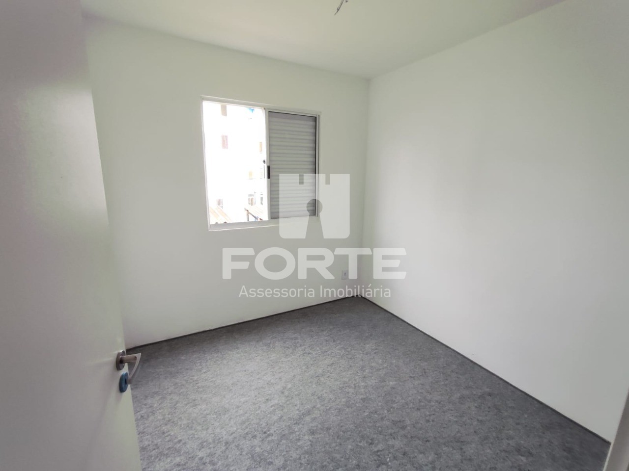 Apartamento à venda com 2 quartos, 42m² - Foto 11