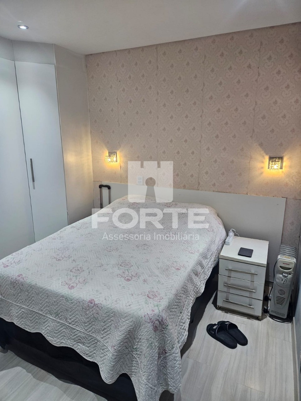 Apartamento à venda com 3 quartos, 75m² - Foto 12