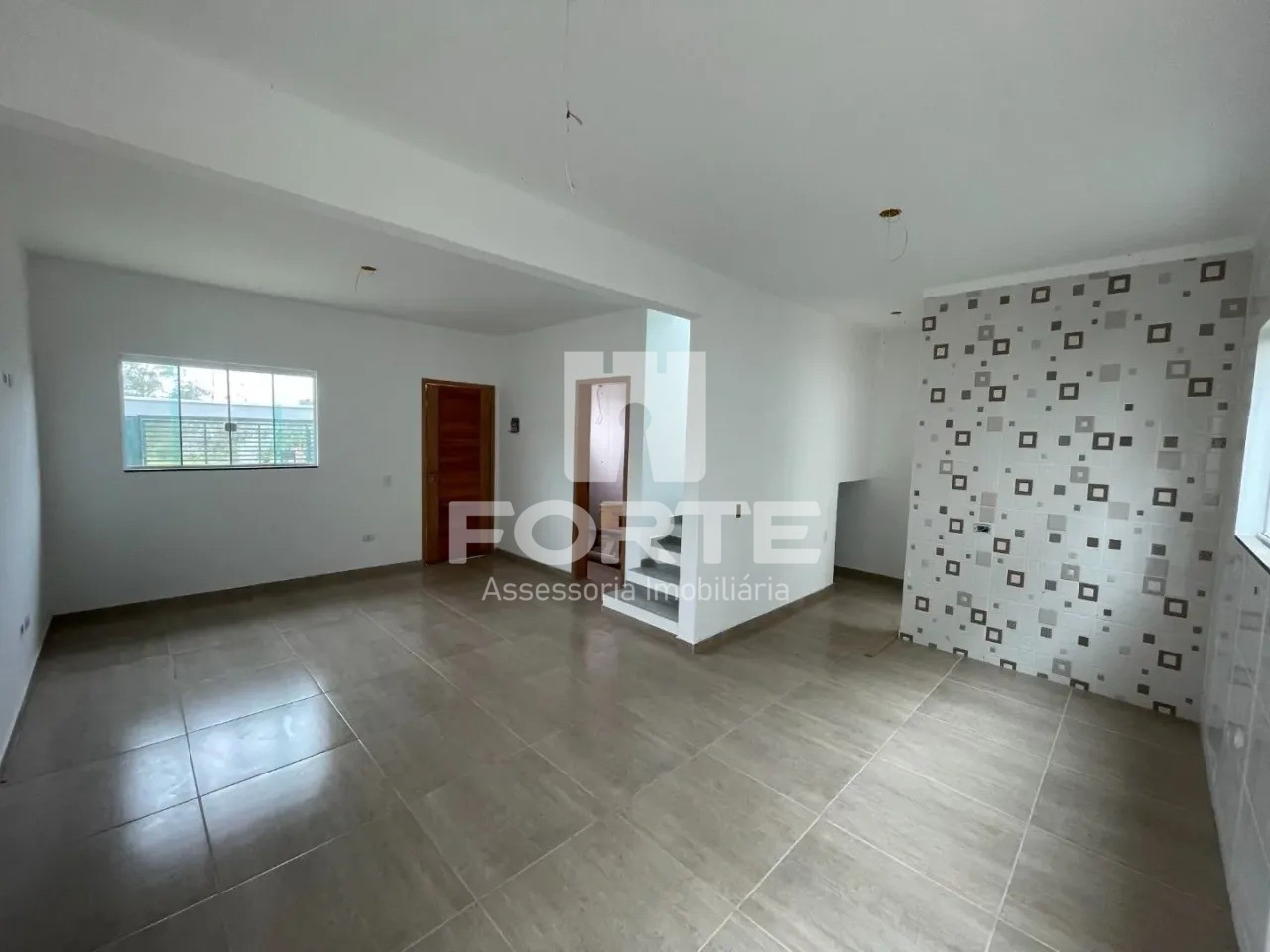 Casa à venda com 3 quartos, 74m² - Foto 8