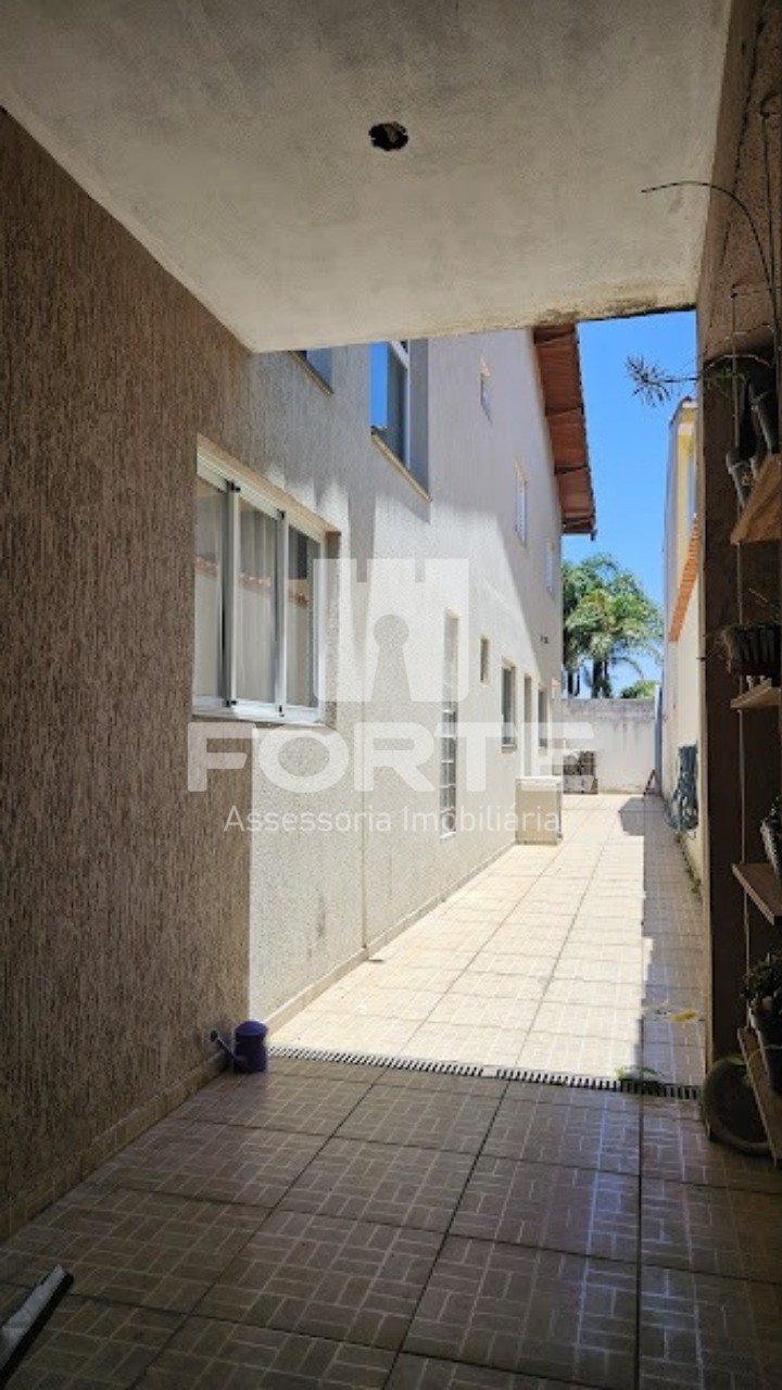 Casa à venda com 2 quartos, 175m² - Foto 18