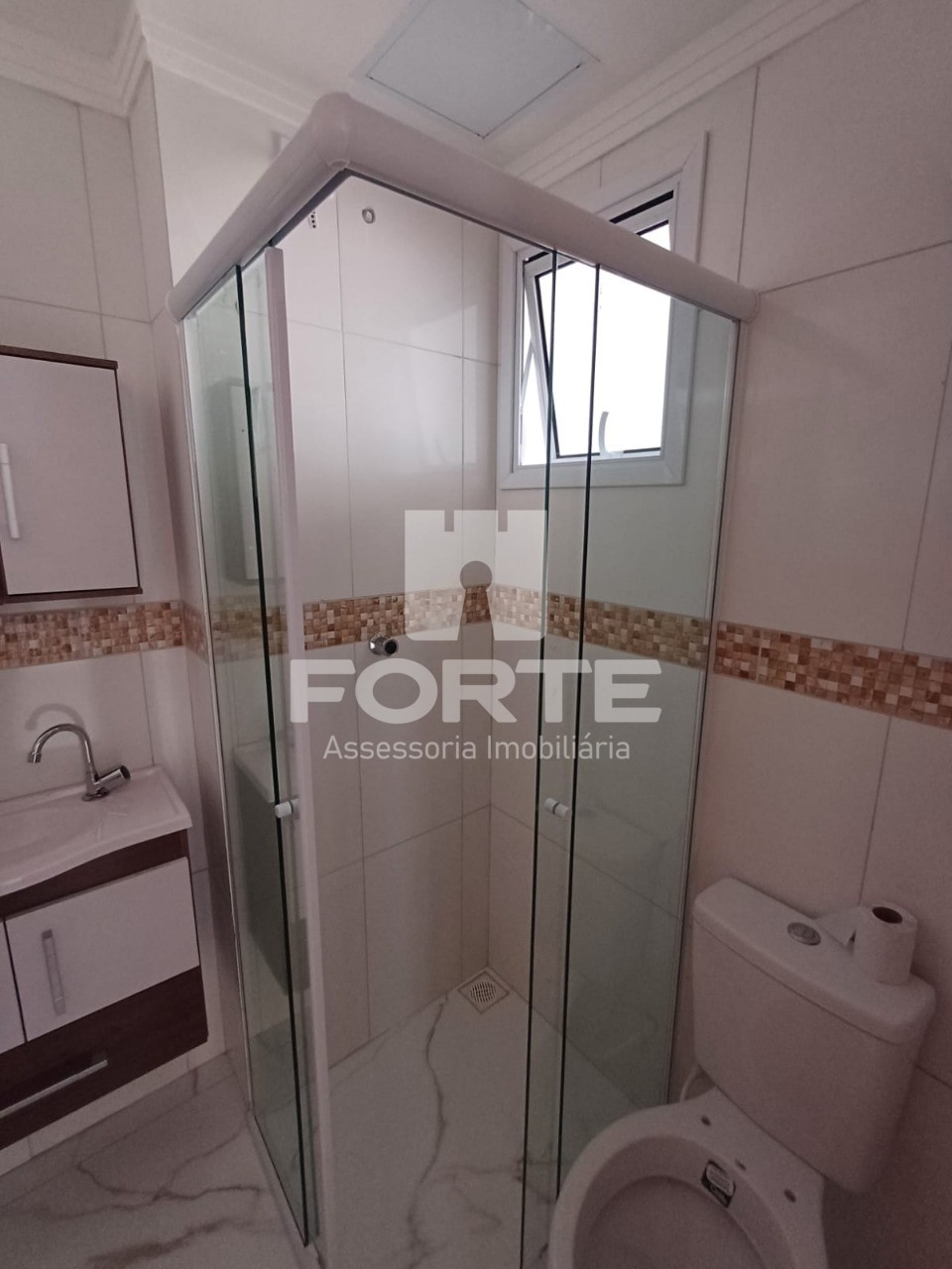 Apartamento para alugar com 2 quartos, 70m² - Foto 14