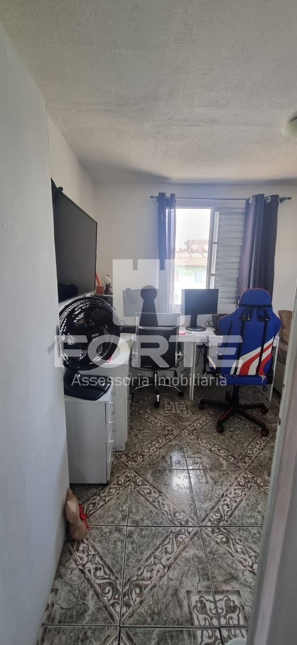 Apartamento à venda com 2 quartos, 45m² - Foto 4