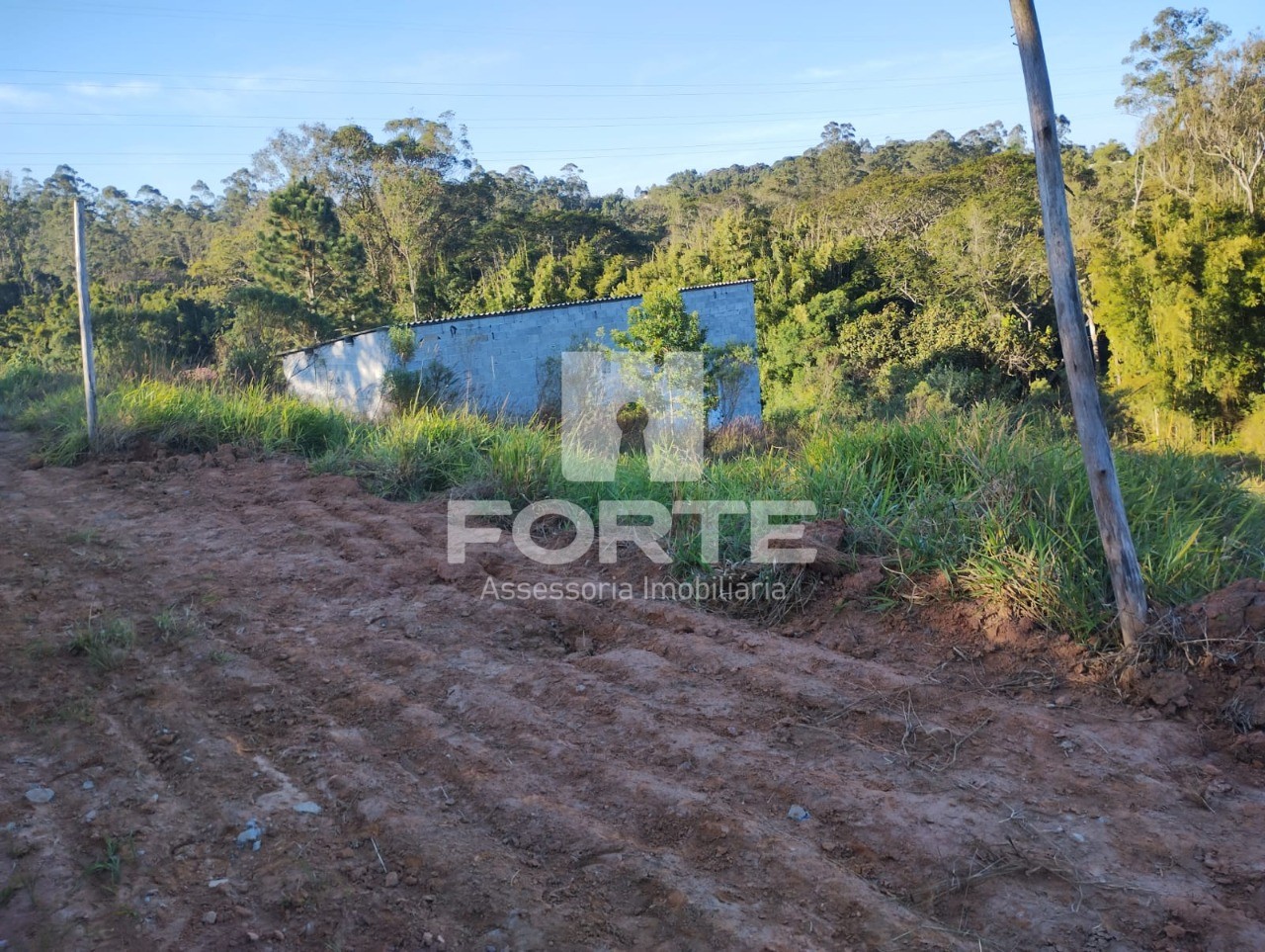 Terreno à venda, 1000m² - Foto 1