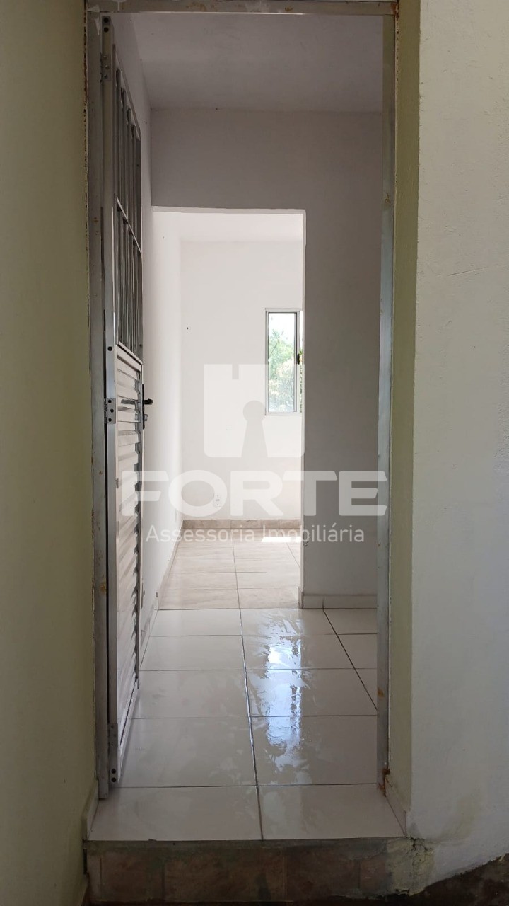 Casa para alugar com 1 quarto, 40m² - Foto 10