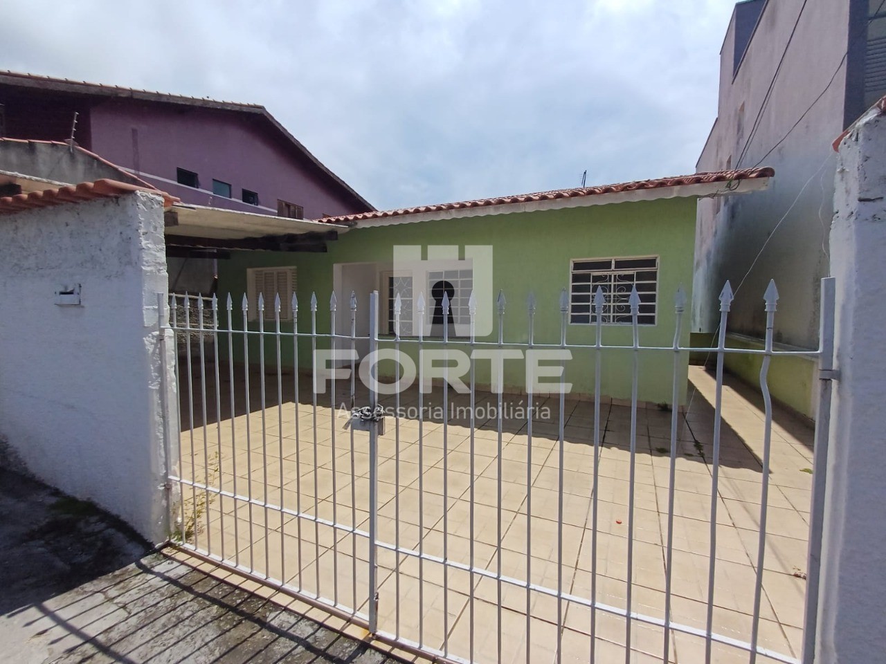 Casa à venda com 3 quartos, 360m² - Foto 32