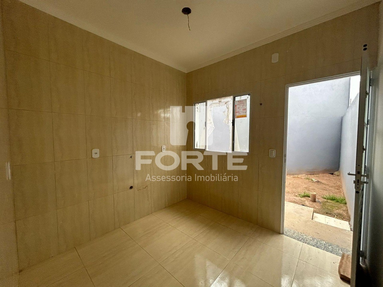 Casa à venda com 2 quartos, 46m² - Foto 12