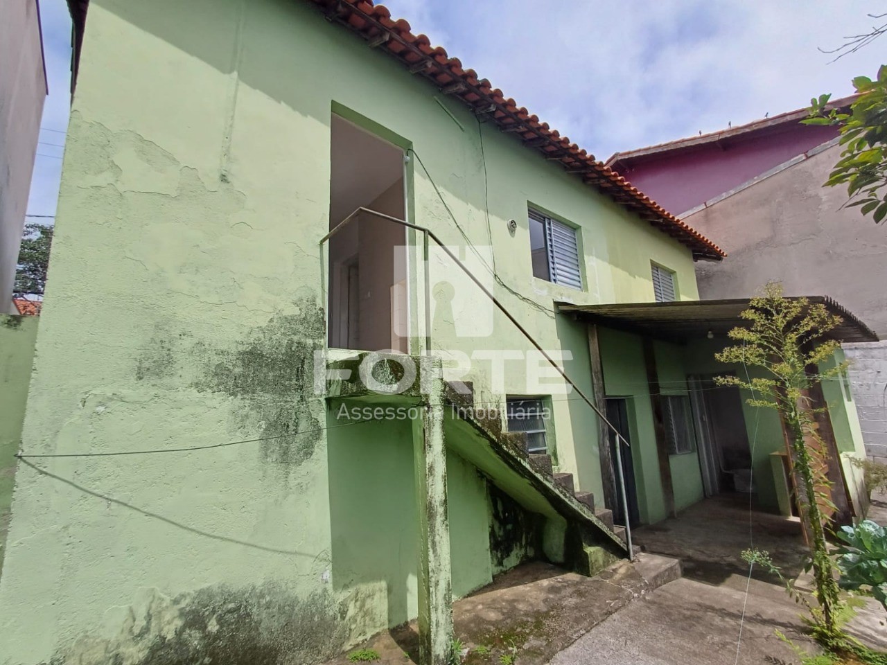 Casa à venda com 3 quartos, 360m² - Foto 2