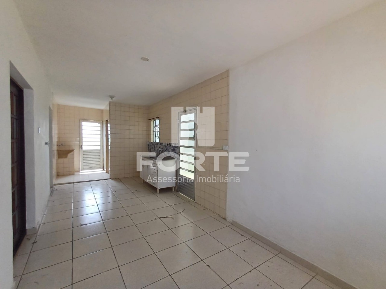 Casa à venda com 3 quartos, 360m² - Foto 25