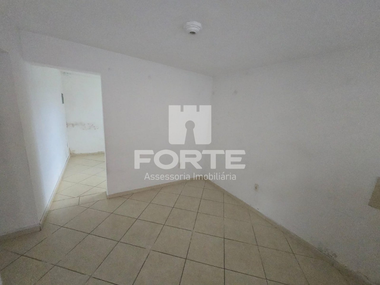 Casa para alugar com 1 quarto, 65m² - Foto 12