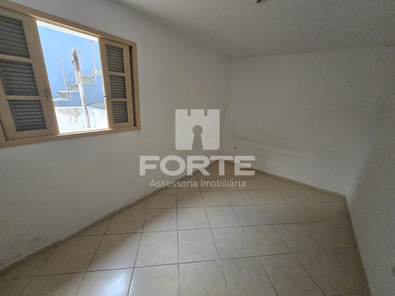 Casa para alugar com 1 quarto, 65m² - Foto 9