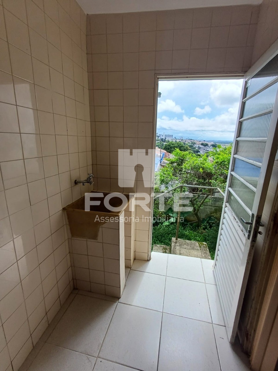 Casa à venda com 3 quartos, 360m² - Foto 10