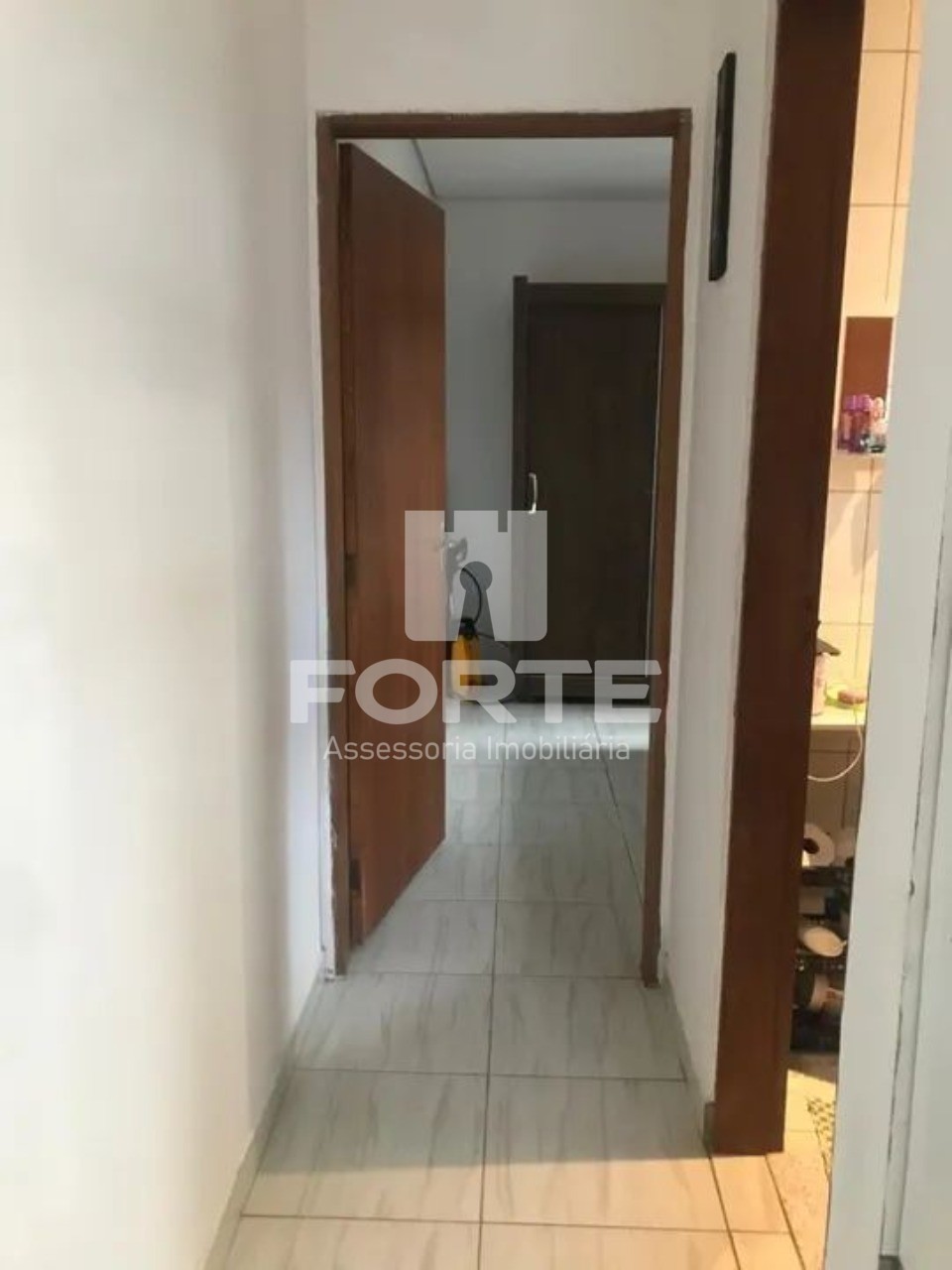 Casa à venda com 1 quarto, 55m² - Foto 4