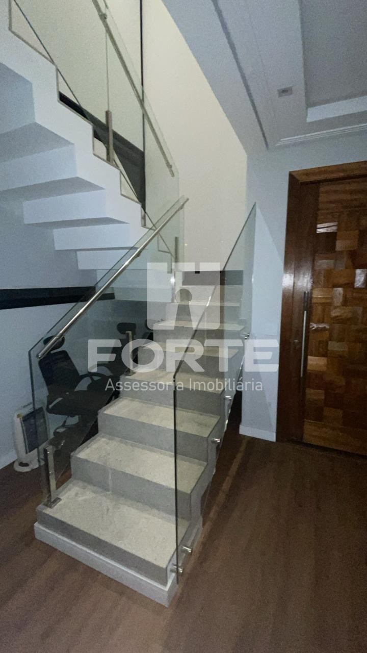 Casa à venda com 4 quartos, 388m² - Foto 18