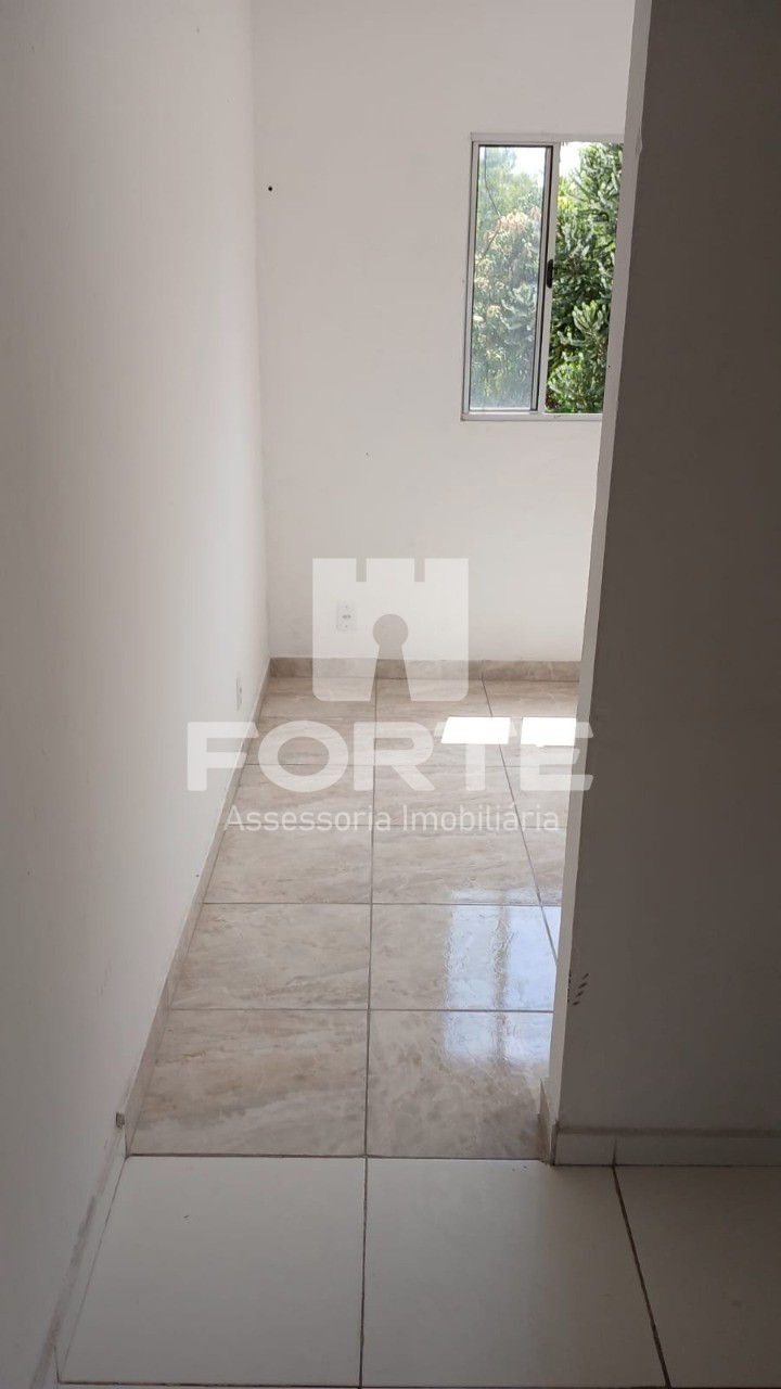 Casa para alugar com 1 quarto, 40m² - Foto 8