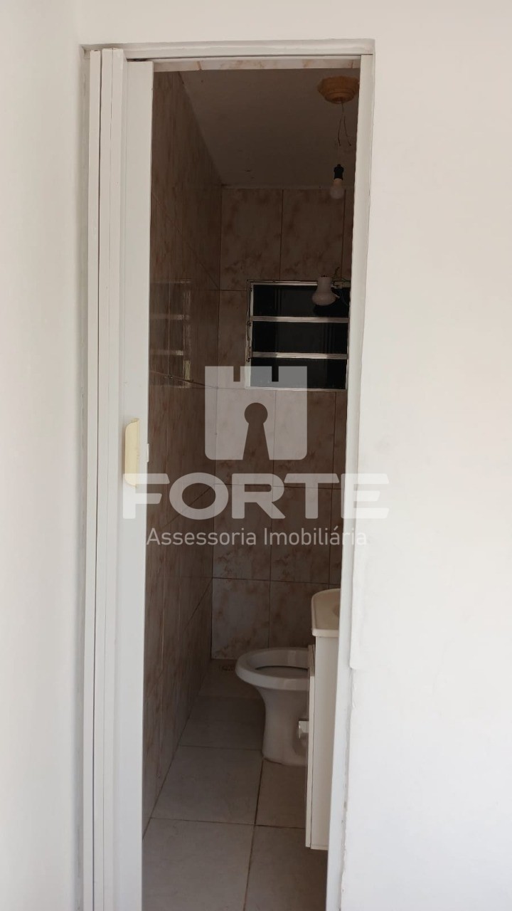 Casa para alugar com 1 quarto, 40m² - Foto 3