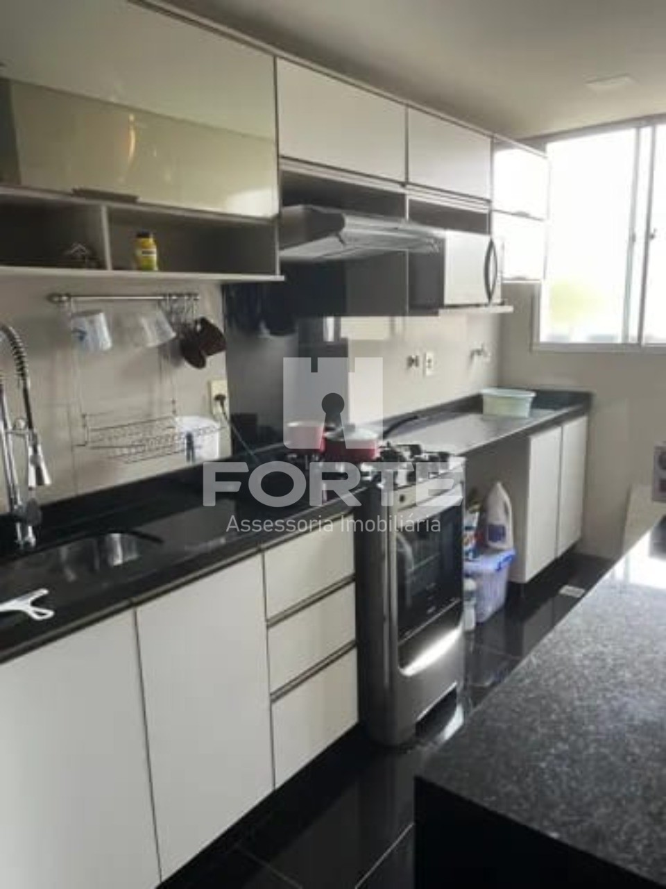 Apartamento à venda com 2 quartos, 48m² - Foto 1