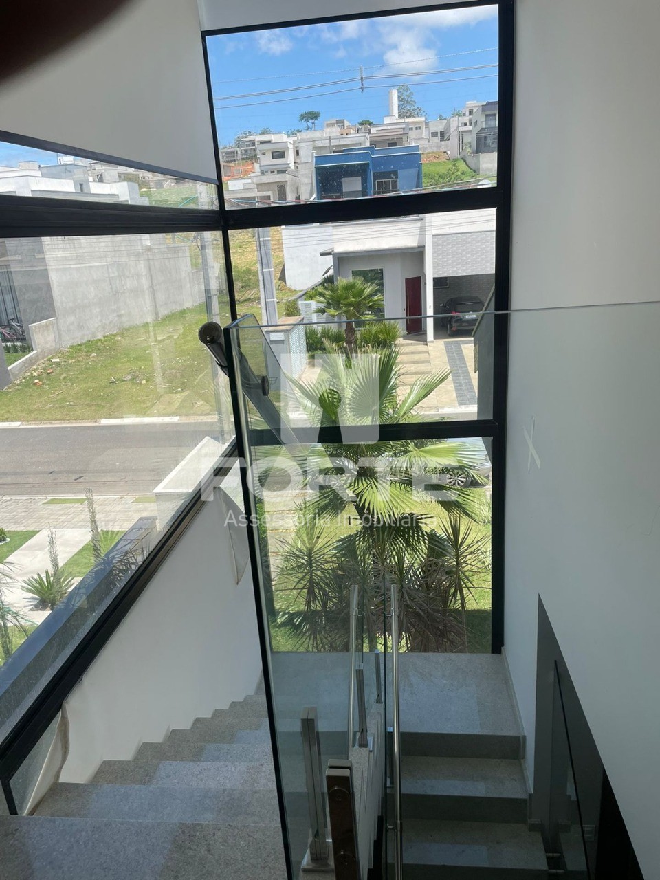 Casa à venda com 4 quartos, 388m² - Foto 4