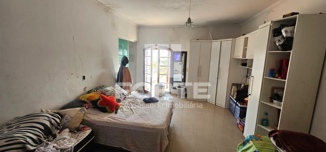 Casa à venda com 4 quartos, 180m² - Foto 25