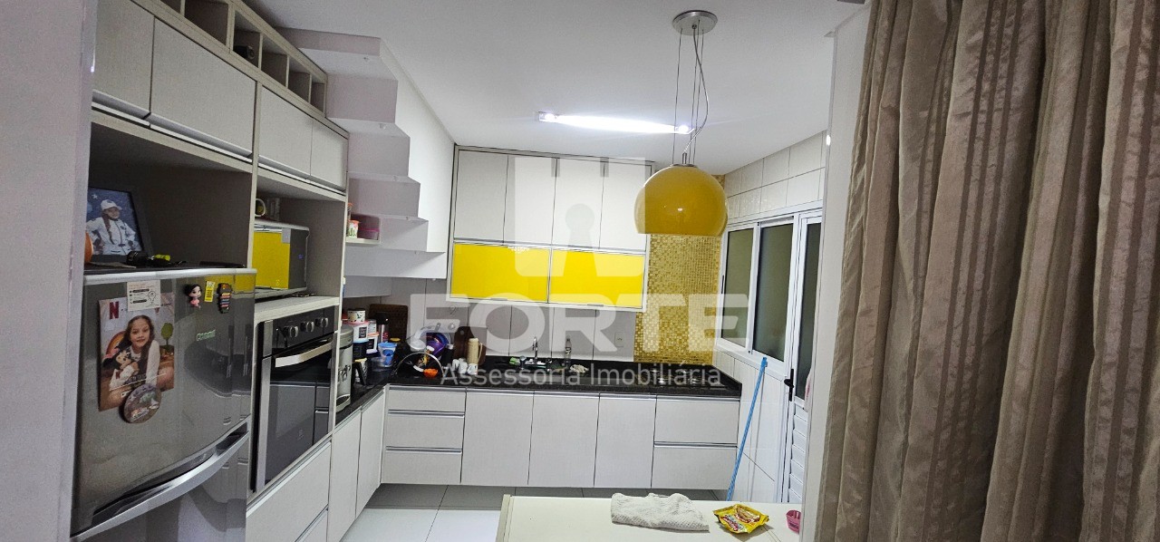 Casa à venda com 3 quartos, 500m² - Foto 13