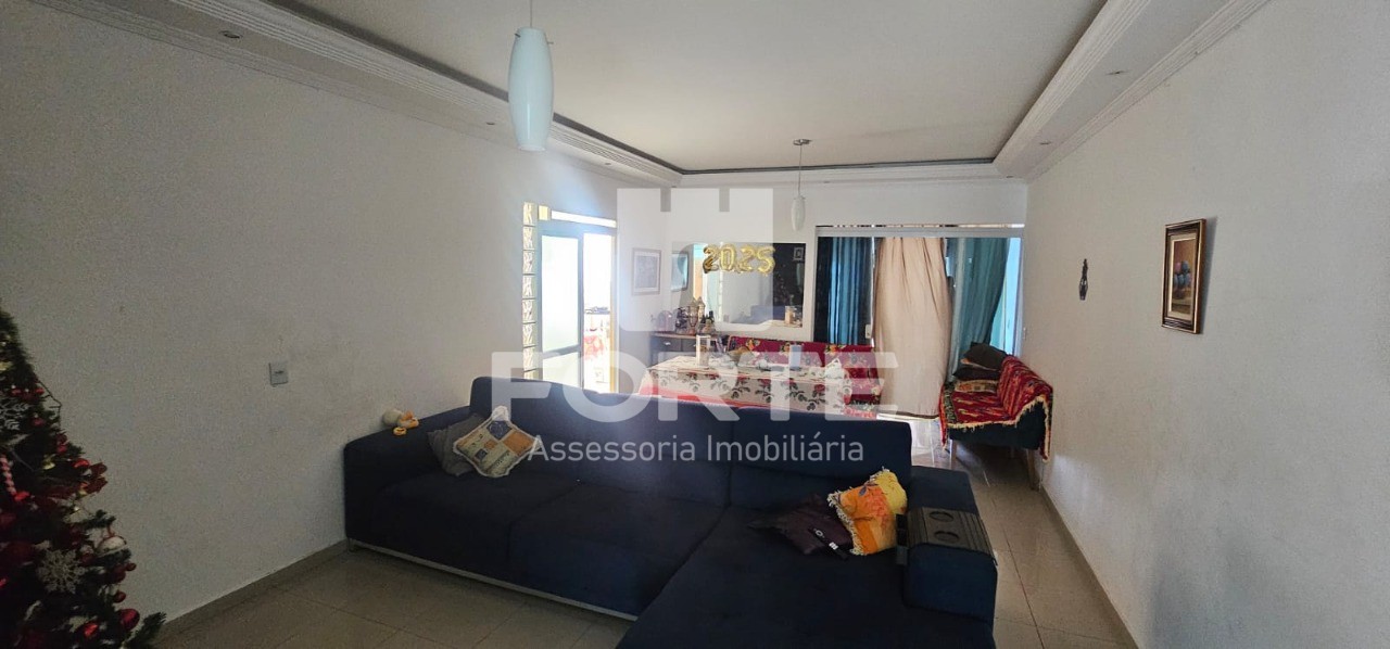 Casa à venda com 4 quartos, 180m² - Foto 30