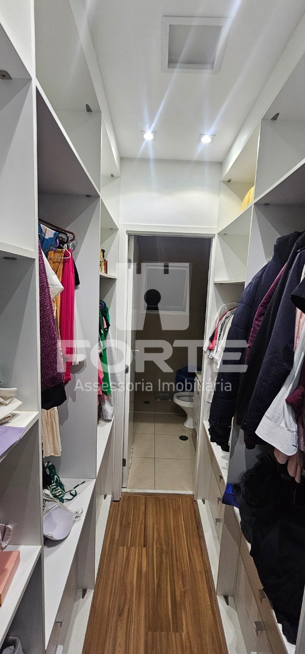 Casa à venda com 3 quartos, 500m² - Foto 3