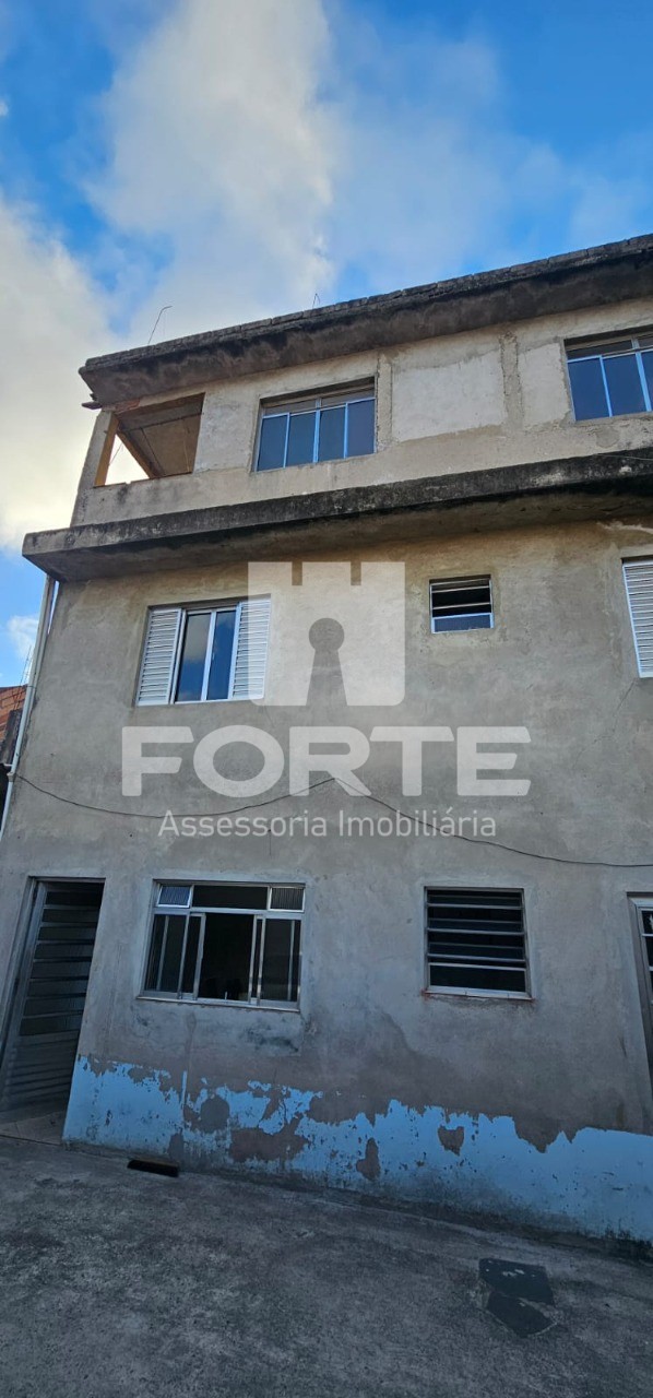 Casa à venda com 6 quartos, 270m² - Foto 18