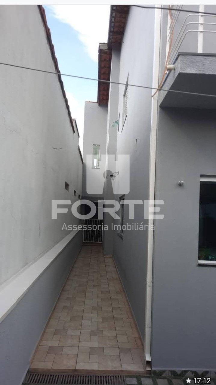 Casa à venda com 3 quartos, 121m² - Foto 10