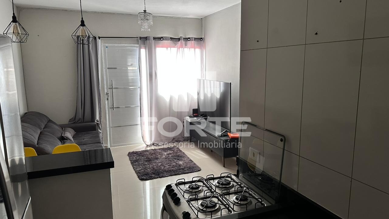 Casa à venda com 2 quartos, 54m² - Foto 7