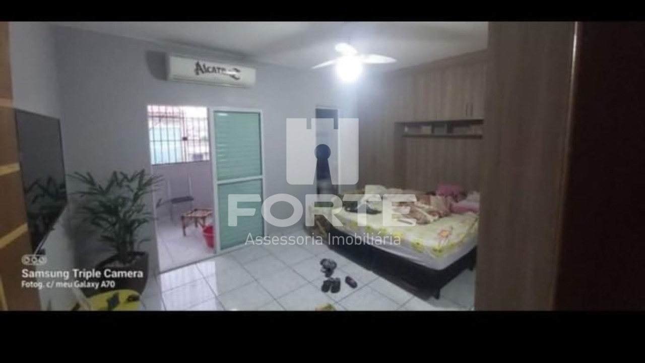 Casa à venda com 3 quartos, 110m² - Foto 7