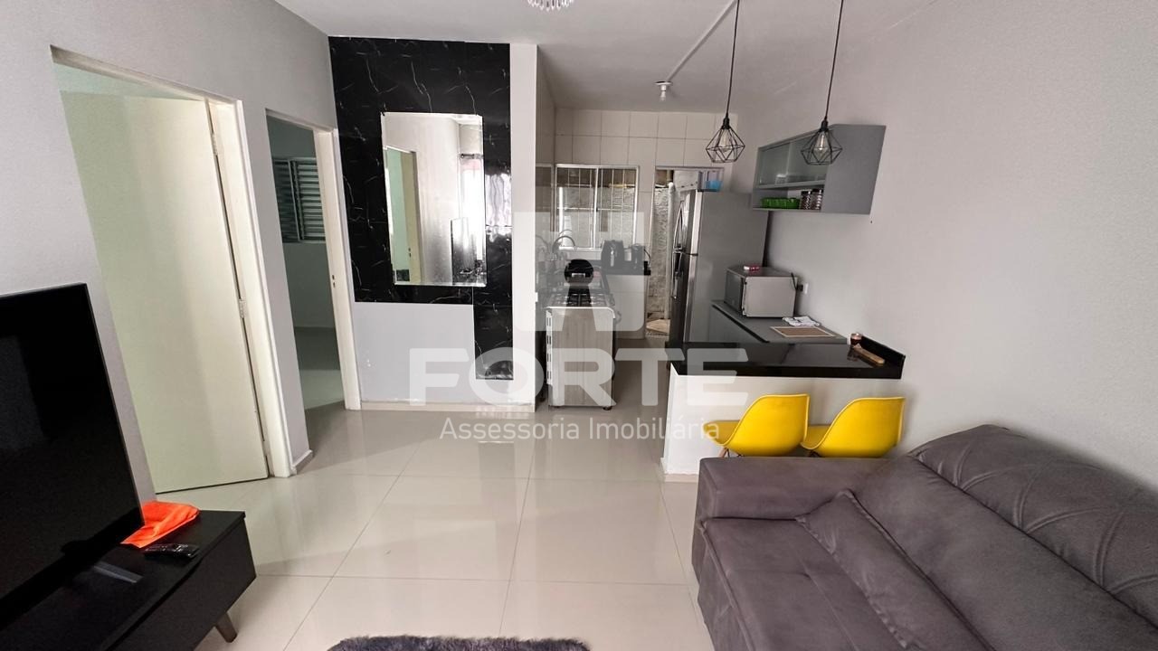 Casa à venda com 2 quartos, 54m² - Foto 8