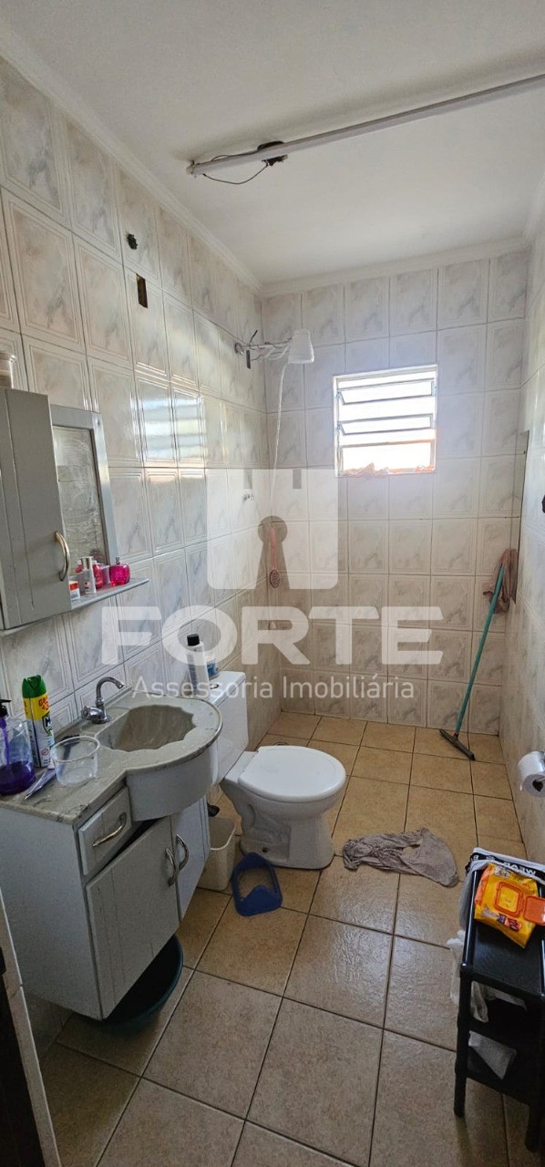 Casa à venda com 6 quartos, 270m² - Foto 10