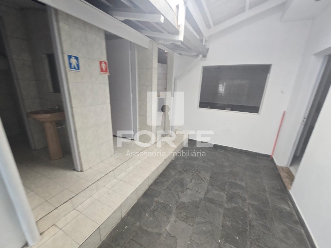 Casa, 2 quartos, 258 m² - Foto 14