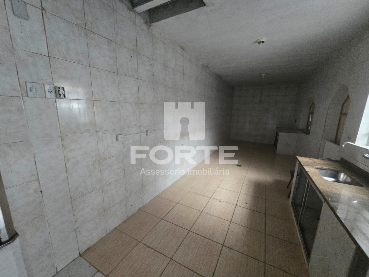 Casa, 2 quartos, 258 m² - Foto 27