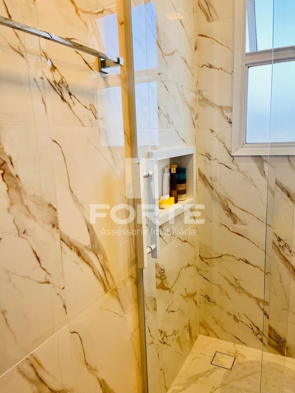 Apartamento, 3 quartos, 98 m² - Foto 2