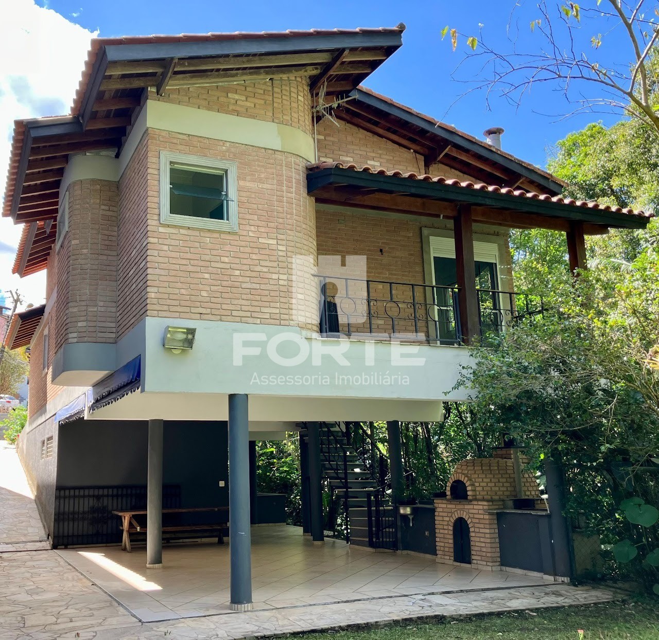 Casa, 3 quartos, 274 m² - Foto 1