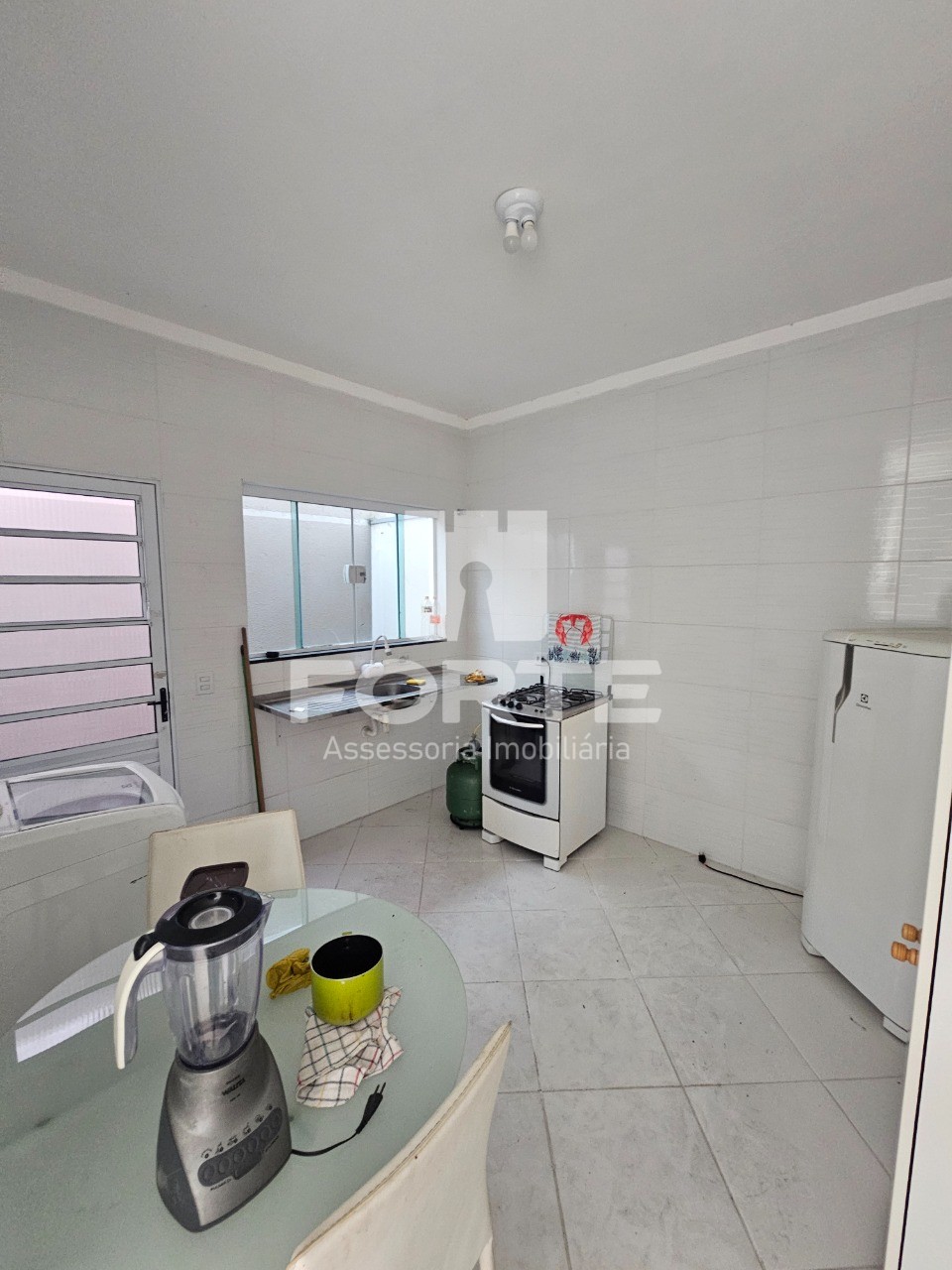 Casa, 2 quartos, 250 m² - Foto 14