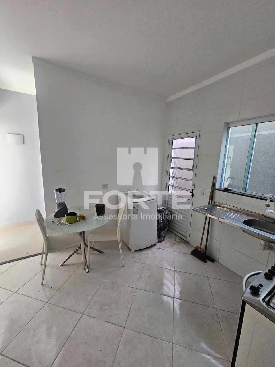 Casa, 2 quartos, 250 m² - Foto 15