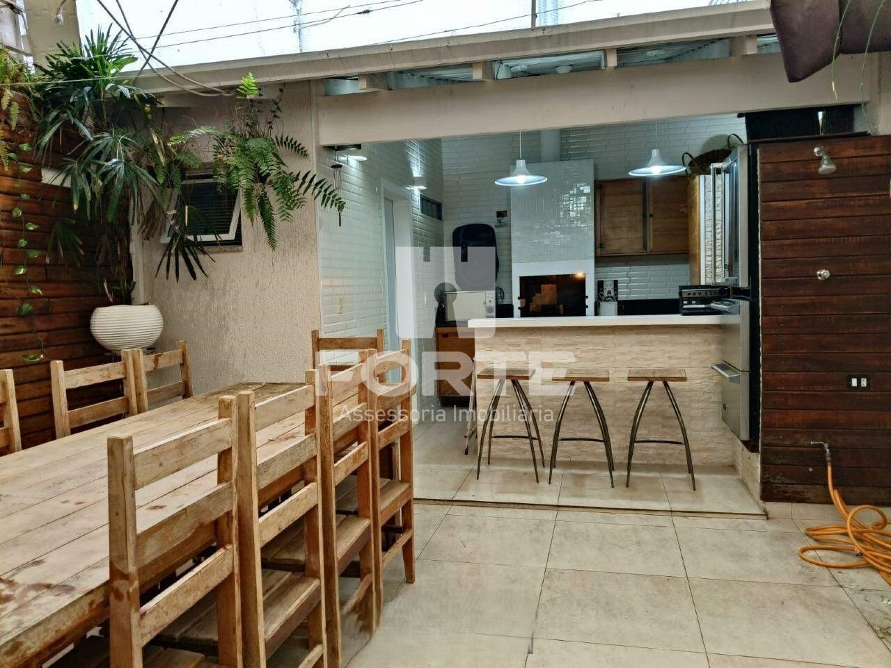 Casa, 3 quartos, 231 m² - Foto 2