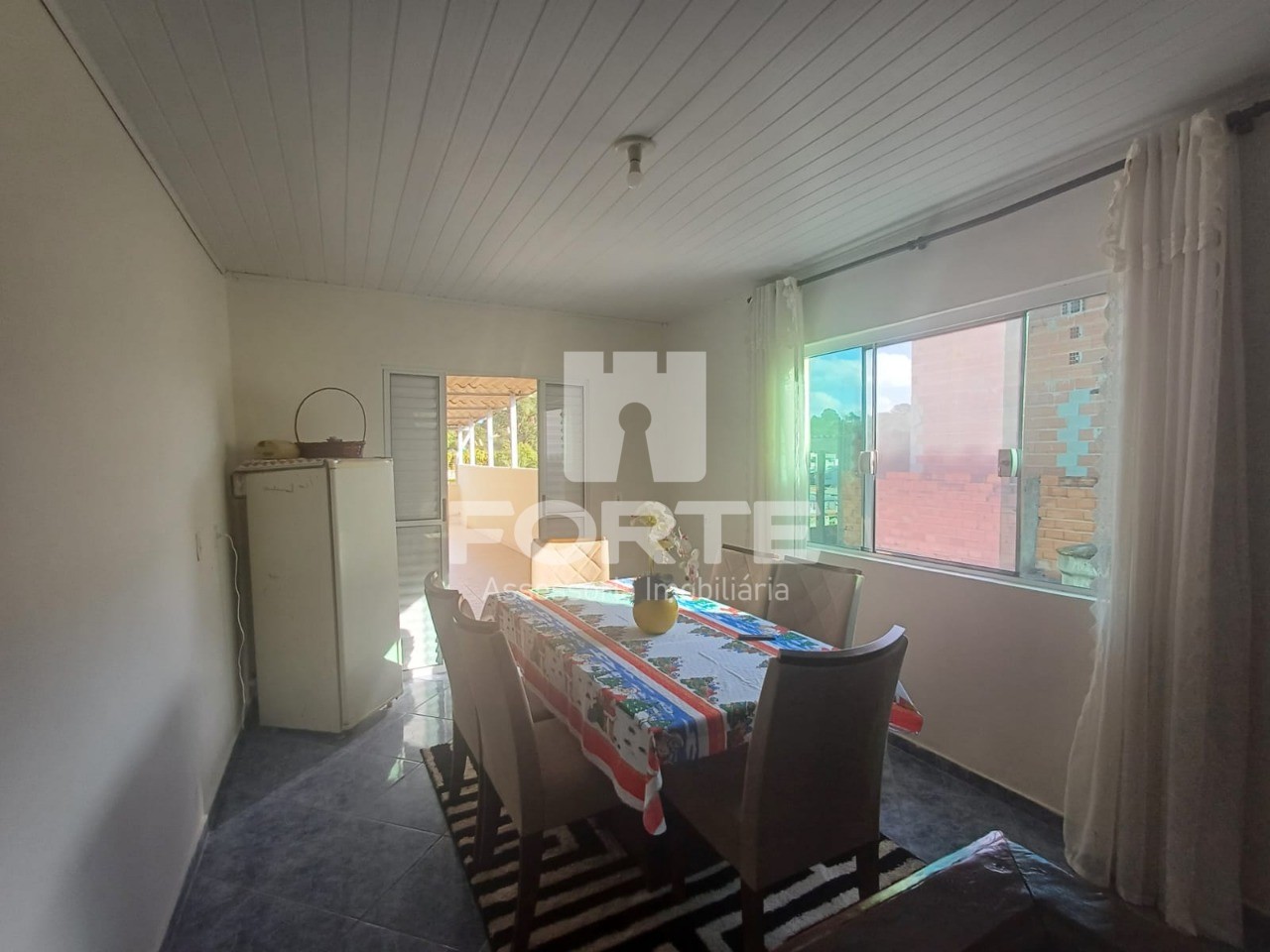 Casa, 3 quartos, 210 m² - Foto 4