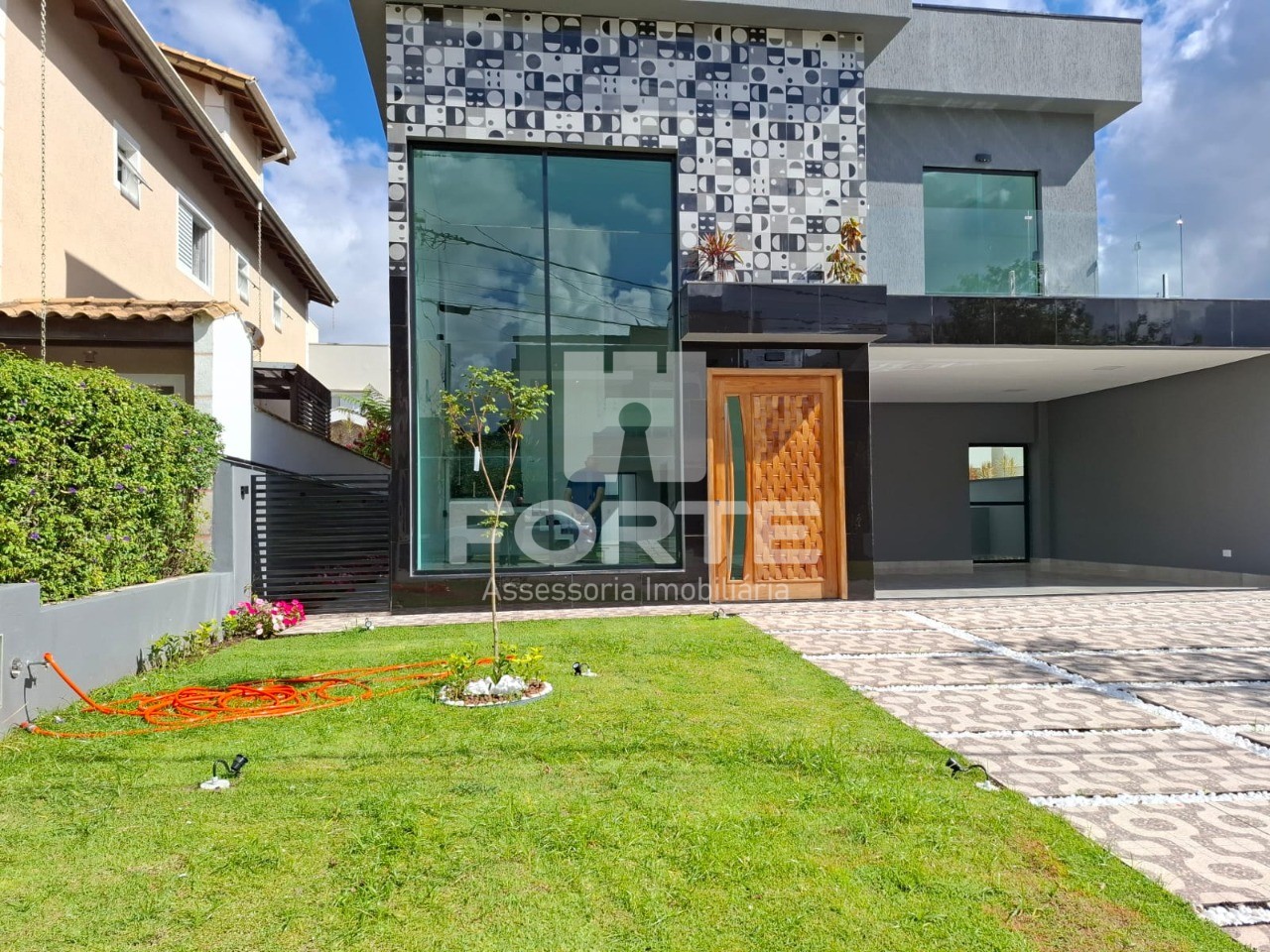 Casa, 3 quartos, 300 m² - Foto 2