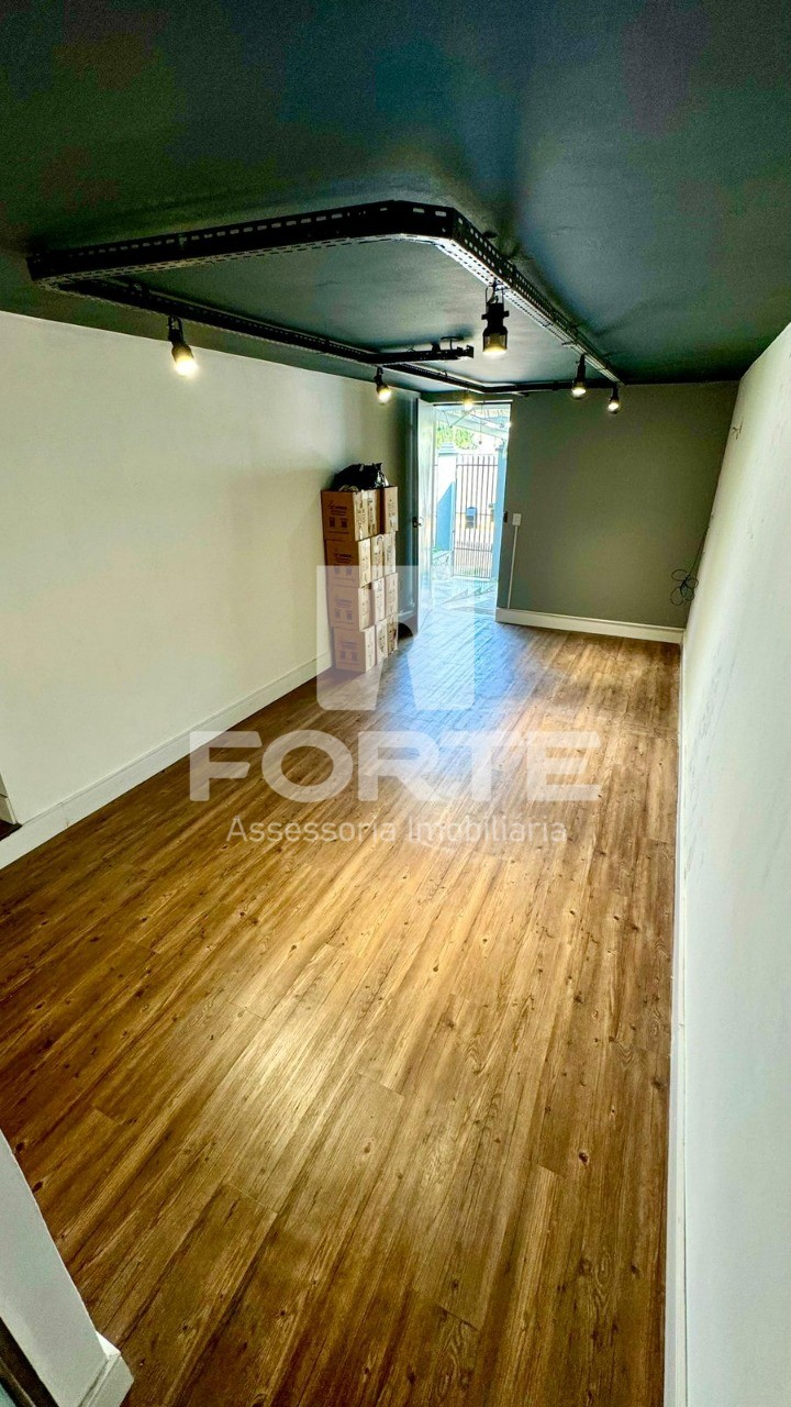 Casa, 4 quartos, 174 m² - Foto 1