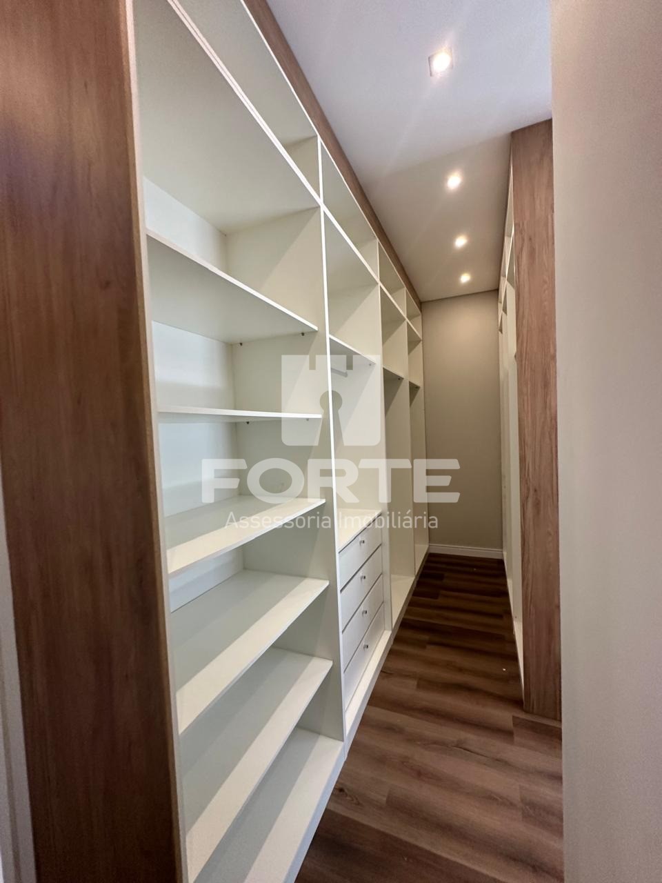 Casa, 4 quartos, 8 m² - Foto 13
