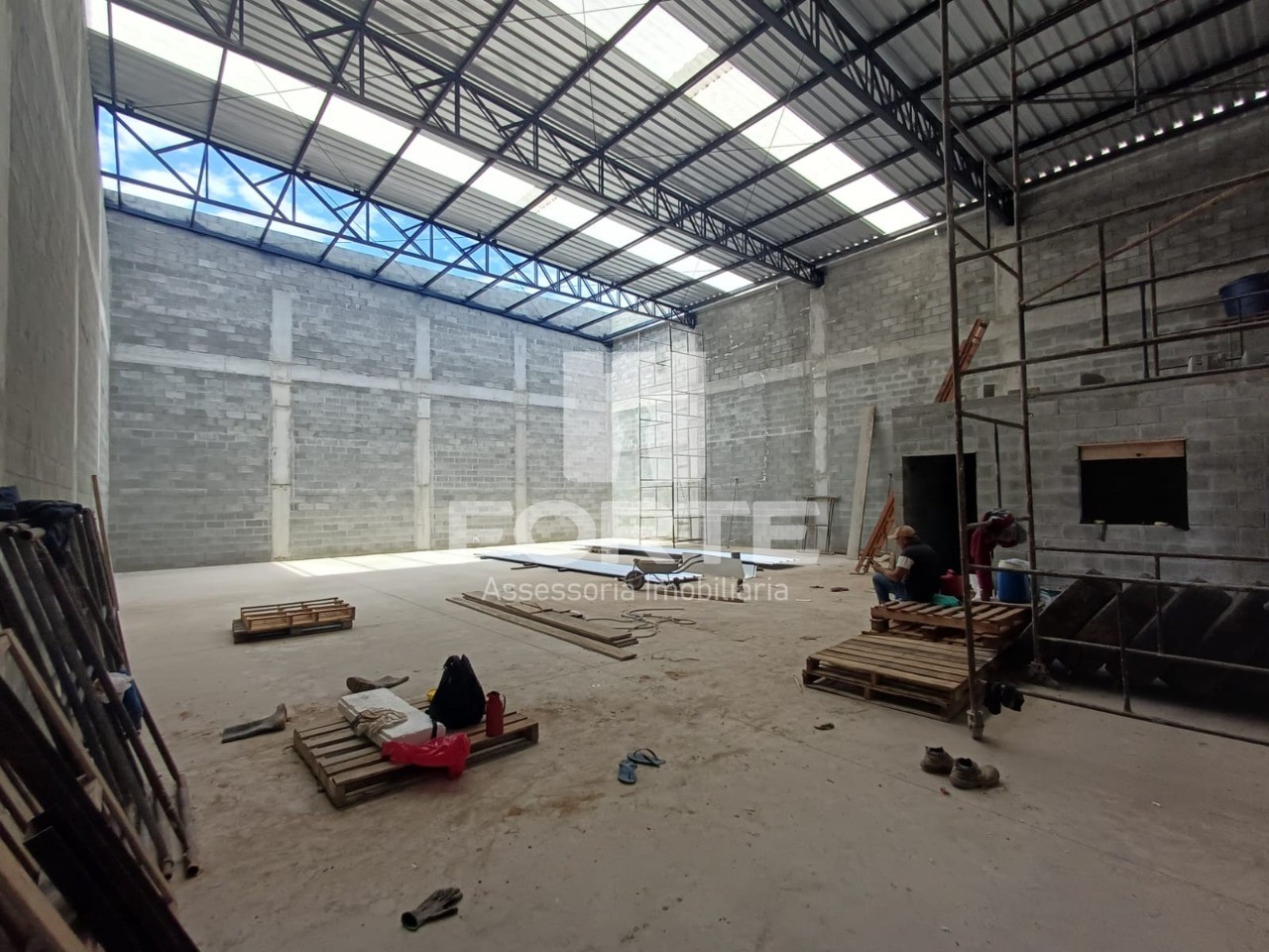 Depósito-Galpão, 300 m² - Foto 1